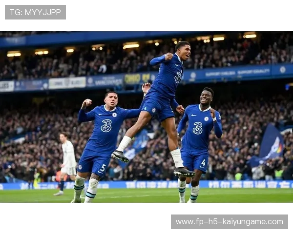 切尔西恩昆库突破后回做队友补射得手：场上默契与场外科技的交汇